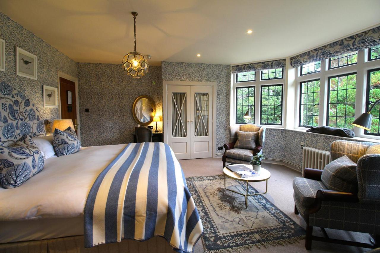 The Hare & Hounds Hotel Tetbury Extérieur photo