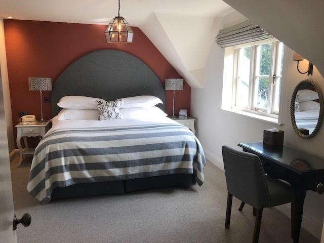 The Hare & Hounds Hotel Tetbury Extérieur photo