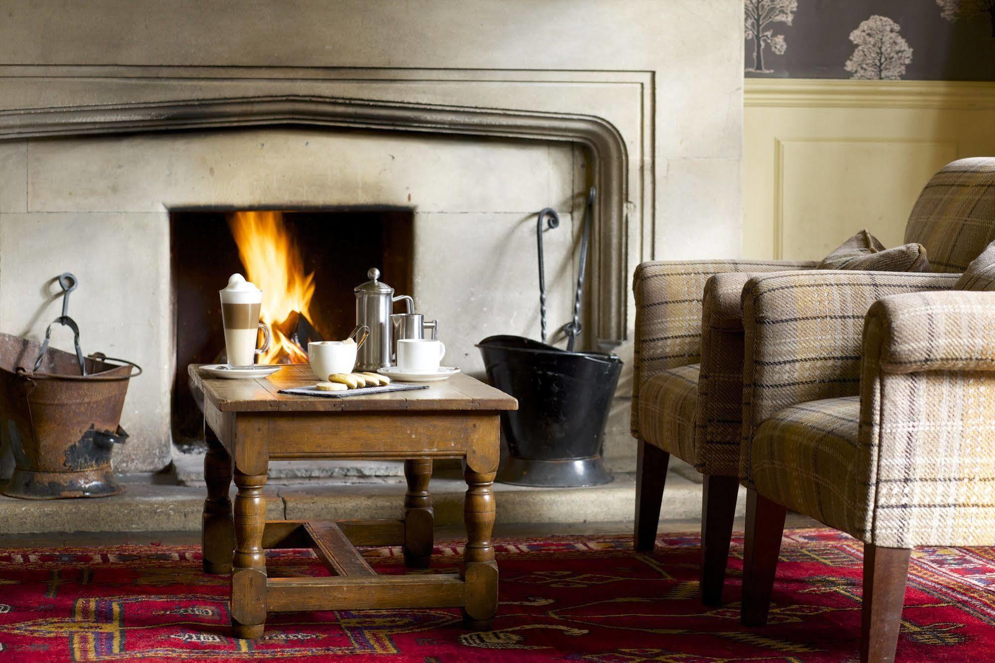 The Hare & Hounds Hotel Tetbury Extérieur photo